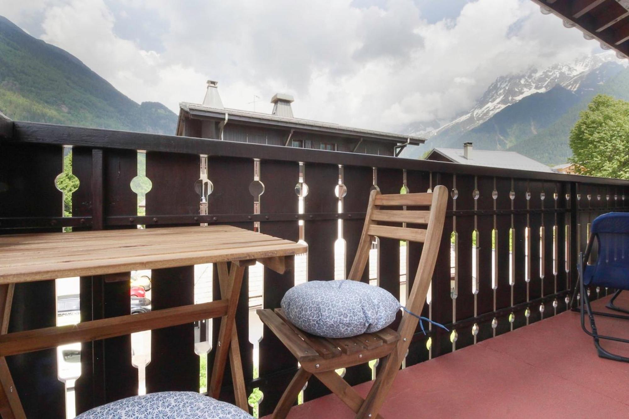 La Griaz - Chaleureux Et Cosy -Vue Sur Les Montagnes - Grand Balcon Leilighet Les Houches Eksteriør bilde